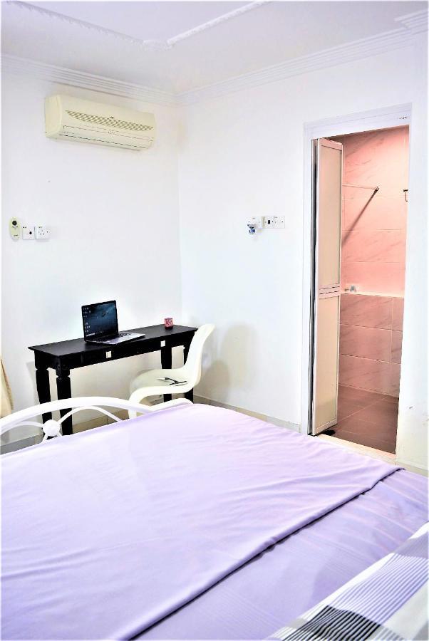 G&T'S Beach Front Villa Tanjung Bungah  Eksteriør bilde
